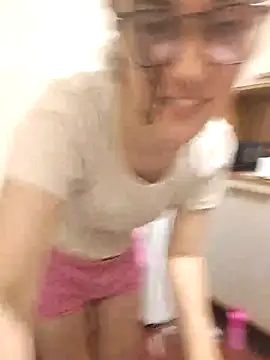 sobresalinaa online show from December 2, 2025, 10:44 pm