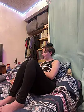 Snapshot of Nina-Chick777 chatting on June 2, 2026, 5:29 am Nina-Chick777 online show from June 2, 2026, 5:29 am