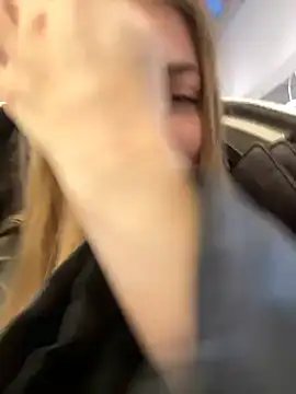 Sunny   Bunny online show from December 20, 2025, 12:19 pm