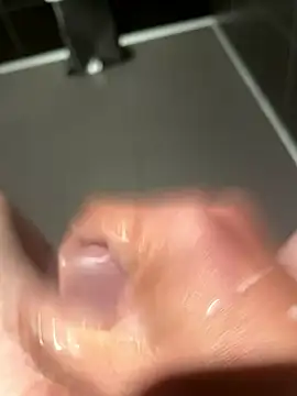 hardandready3523 online show from January 12, 2026, 5:20 pm