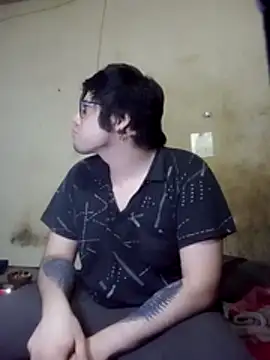 thecatblack1998 online show from March 29, 2026, 11:28 pm