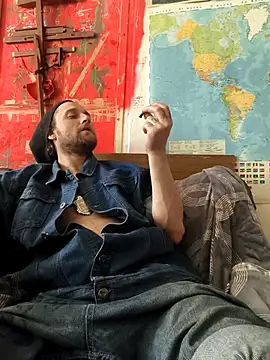 Ozomitro online show from April 15, 2026, 1:37 pm