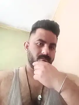 Snapshot of Vickymehra005 chatting on March 16, 2025, 6:31 am Vickymehra005 online show from March 16, 2025, 6:31 am