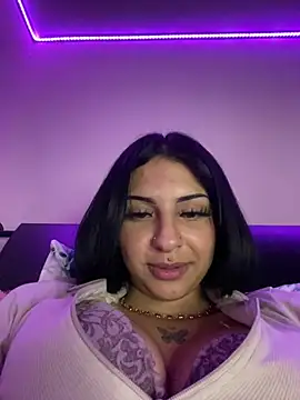 Hilary pinkk online show from March 15, 2025, 6:36 am