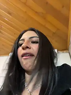 Hilary pinkk online show from October 9, 2025, 2:56 am