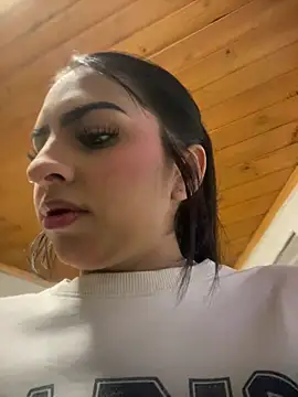 Hilary pinkk online show from January 16, 2026, 2:04 am