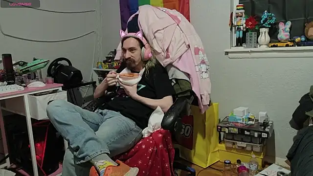 tallnerdyguy online show from March 4, 2026, 3:36 am