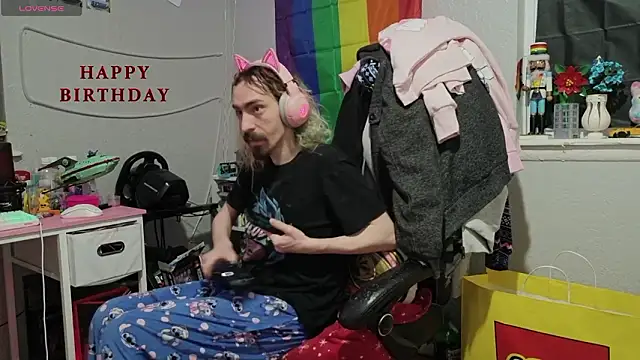 tallnerdyguy online show from February 10, 2026, 1:15 am