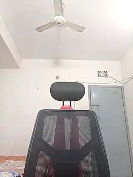 Tisha-01 online show from February 15, 2026, 2:56 am