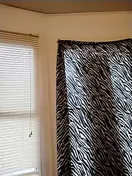 ivylee31 online show from February 7, 2025, 10:19 pm