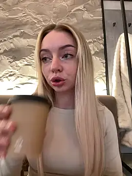 Snapshot of melissa_grr chatting on January 6, 2025, 1:19 pm melissa grr online show from January 6, 2025, 1:19 pm