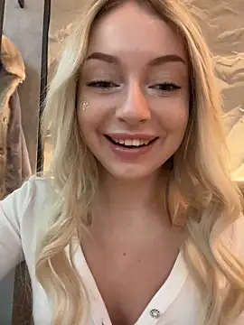 Snapshot of melissa_grr chatting on February 6, 2025, 11:42 am melissa grr online show from February 6, 2025, 11:42 am