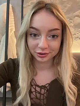 Snapshot of melissa_grr chatting on February 7, 2025, 11:45 am melissa grr online show from February 7, 2025, 11:45 am