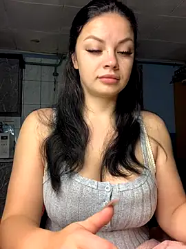 Sweeeeet Candy online show from November 6, 2025, 3:43 am