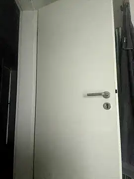 janberlin online show from January 18, 2026, 9:46 am