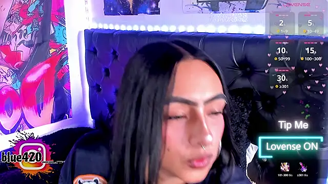 Snapshot of Skyler__blue4 chatting on December 21, 2025, 5:03 pm Skyler blue4 online show from December 21, 2025, 5:03 pm