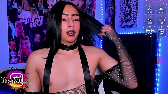 Snapshot of Skyler__blue4 chatting on February 20, 2026, 6:26 am Skyler blue4 online show from February 20, 2026, 6:26 am