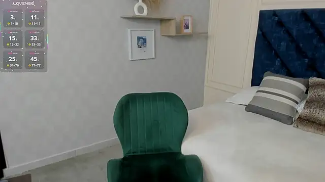 Charlotte Mayer online show from November 24, 2025, 11:43 am