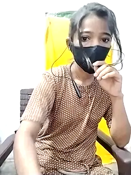 Snapshot of Cute-Ridhima chatting on October 7, 2025, 4:13 am Cute-Ridhima online show from October 7, 2025, 4:13 am