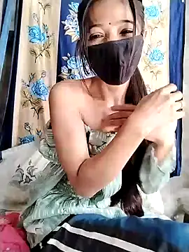 Snapshot of Cute-Ridhima chatting on February 24, 2025, 7:44 am Cute-Ridhima online show from February 24, 2025, 7:44 am