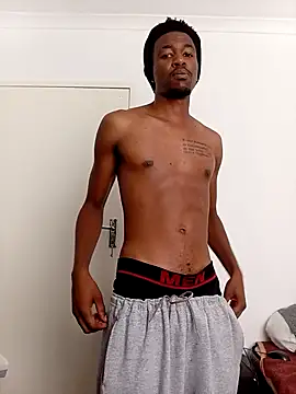 Snapshot of SweetDickJohnson chatting on November 4, 2025, 8:40 am SweetDickJohnson online show from November 4, 2025, 8:40 am