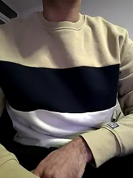 jayb0y61 online show from February 14, 2025, 5:57 pm