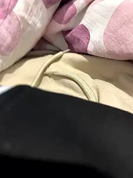 Snapshot of 27SKLuder chatting on January 15, 2026, 6:17 am 27SKLuder online show from January 15, 2026, 6:17 am