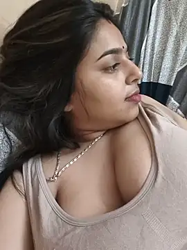 Snapshot of Sweet-Rani chatting on June 21, 2026, 4:24 pm Sweet-Rani online show from June 21, 2026, 4:24 pm