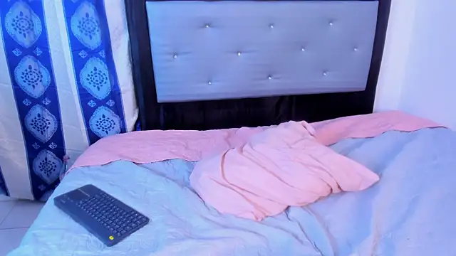 Snapshot of Johhan__Lee chatting on January 9, 2025, 5:02 am Johhan Lee online show from January 9, 2025, 5:02 am