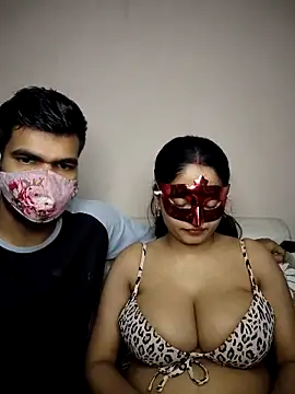 bigtitsqueen online show from March 3, 2026, 8:54 am