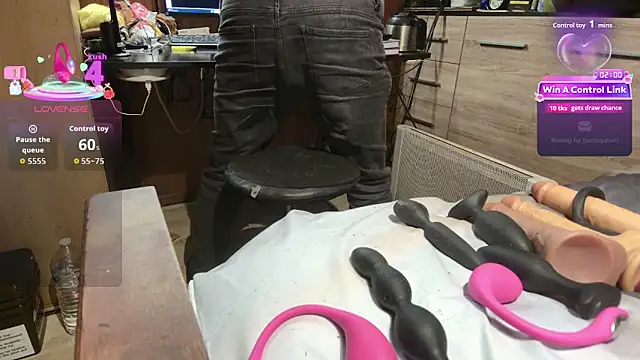 misteryman1956 online show from February 17, 2026, 8:17 pm