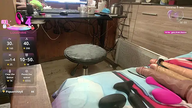 misteryman1956 online show from November 19, 2025, 7:14 pm