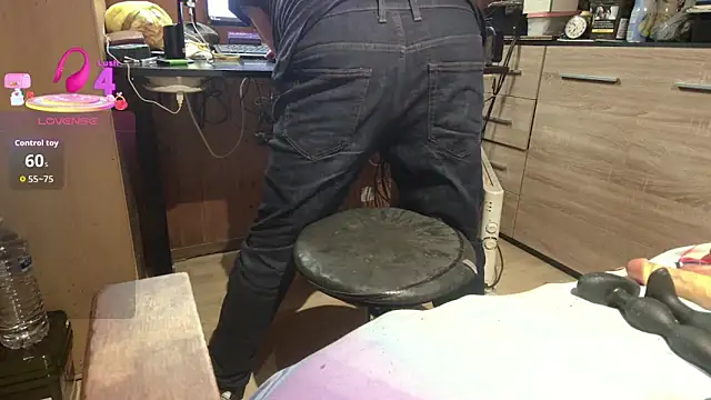 Snapshot of misteryman1956 chatting on April 17, 2026, 4:54 pm misteryman1956 online show from April 17, 2026, 4:54 pm