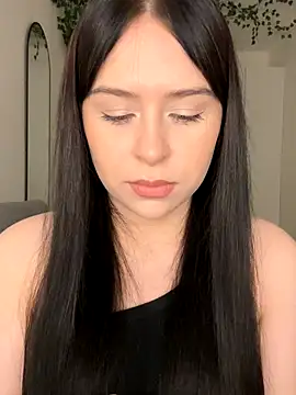  SweetCandyy online show from October 26, 2025, 8:20 pm