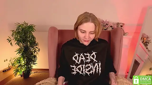 MirraBellanta online show from March 24, 2026, 11:27 pm