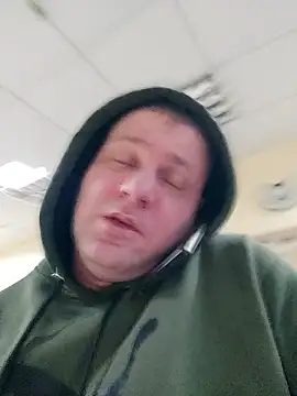 Snapshot of Crek666 chatting on January 12, 2026, 5:47 am Crek666 online show from January 12, 2026, 5:47 am