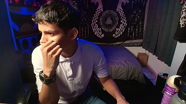 Snapshot of kairozz chatting on November 8, 2025, 7:28 pm kairozz online show from November 8, 2025, 7:28 pm