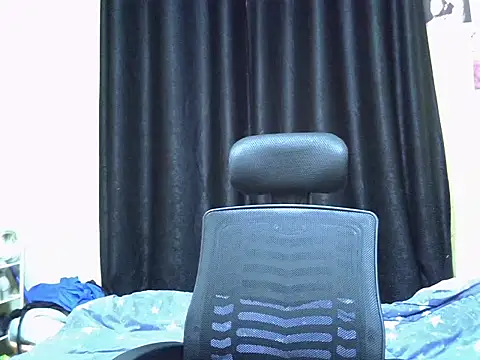 Snapshot of Horny-slut_ chatting on February 21, 2026, 8:27 am Horny-slut online show from February 21, 2026, 8:27 am