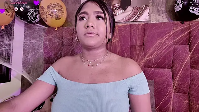 Snapshot of nicole__parker1 chatting on October 26, 2025, 9:20 am nicole parker1 online show from October 26, 2025, 9:20 am