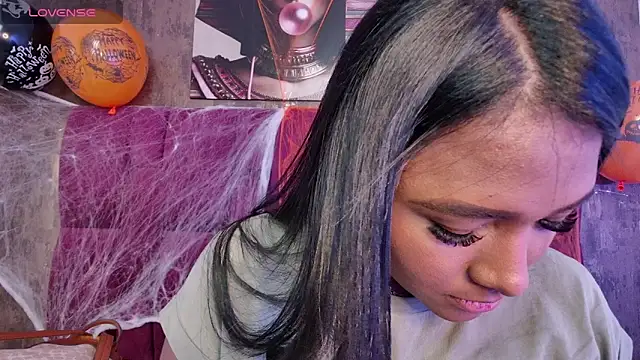 Snapshot of nicole__parker1 chatting on October 27, 2025, 7:04 pm nicole parker1 online show from October 27, 2025, 7:04 pm