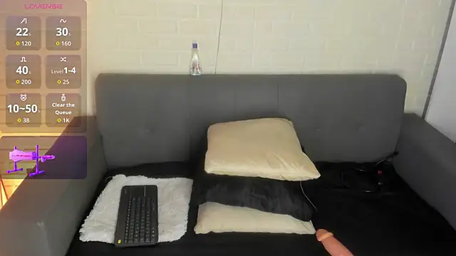 karina gomez 18 online show from October 2, 2025, 11:24 am