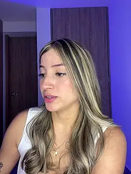 Issabela G1 online show from March 5, 2025, 4:24 am