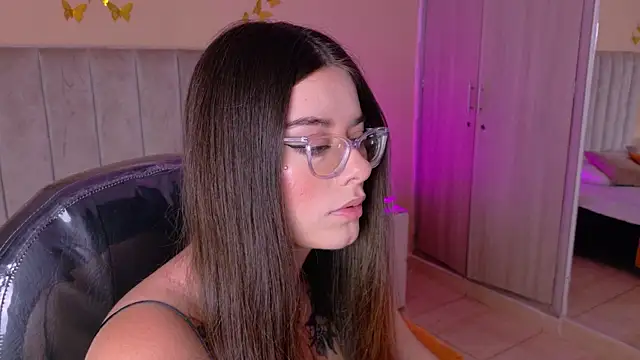 Snapshot of Charlotte_Olsen_ chatting on June 24, 2026, 9:12 pm Charlotte Olsen online show from June 24, 2026, 9:12 pm