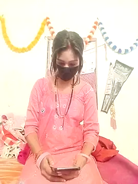 Snapshot of Lily_Baby_ chatting on October 27, 2025, 10:27 am Lily Baby online show from October 27, 2025, 10:27 am