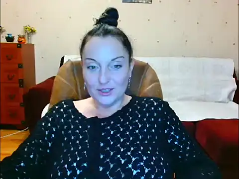 Alice3694 online show from October 27, 2025, 4:13 am