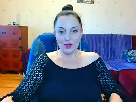 Snapshot of Alice3694 chatting on March 1, 2026, 6:57 am Alice3694 online show from March 1, 2026, 6:57 am