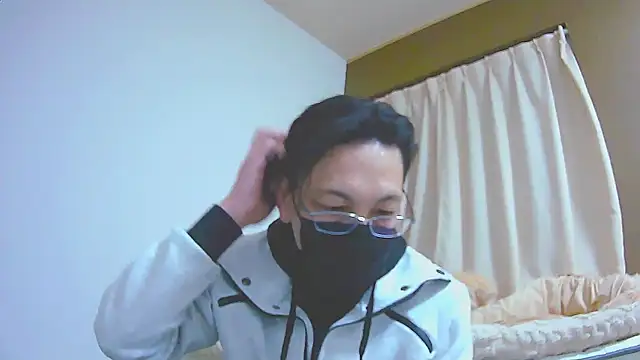 Snapshot of Hideen-real-face chatting on February 22, 2025, 1:02 pm Hideen-real-face online show from February 22, 2025, 1:02 pm