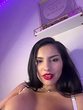 Snapshot of Maddy_Rouse_ chatting on March 14, 2025, 7:48 am Maddy Rouse online show from March 14, 2025, 7:48 am