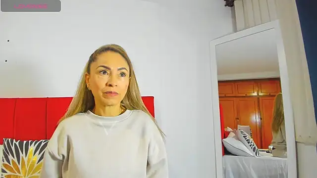 emagarcia online show from November 30, 2025, 11:00 am