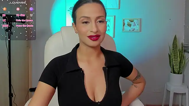 Elena Ruiz online show from March 6, 2025, 10:15 pm